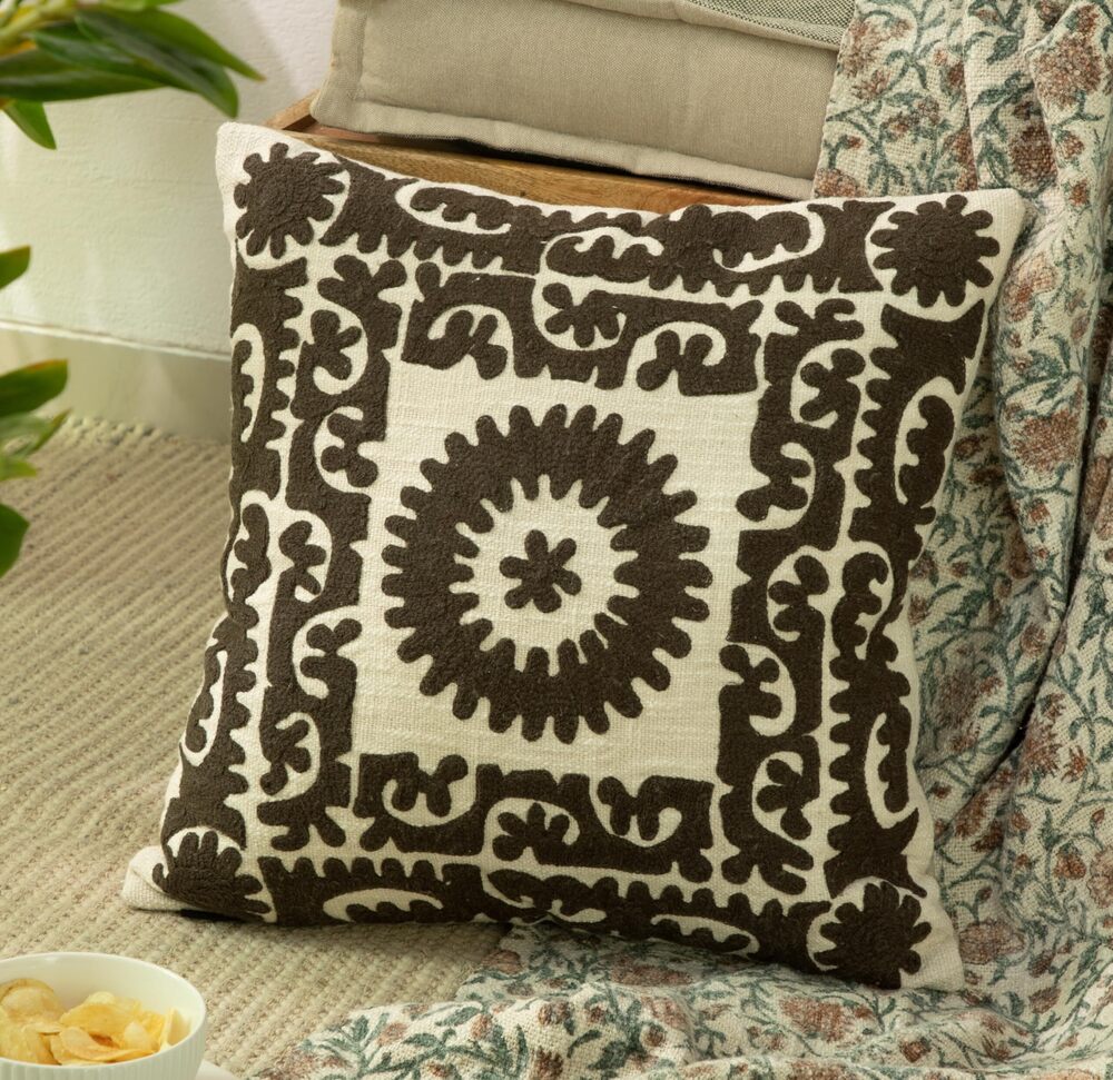 4049 Embroidered Floral Vintage Indian Cotton Decorative Embroidery Throw